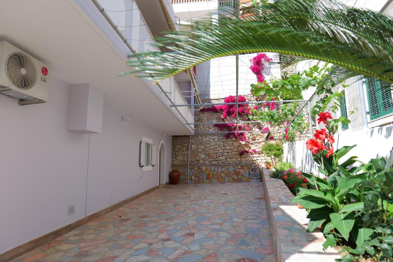 סרנדה Kosta Apartments מראה חיצוני תמונה