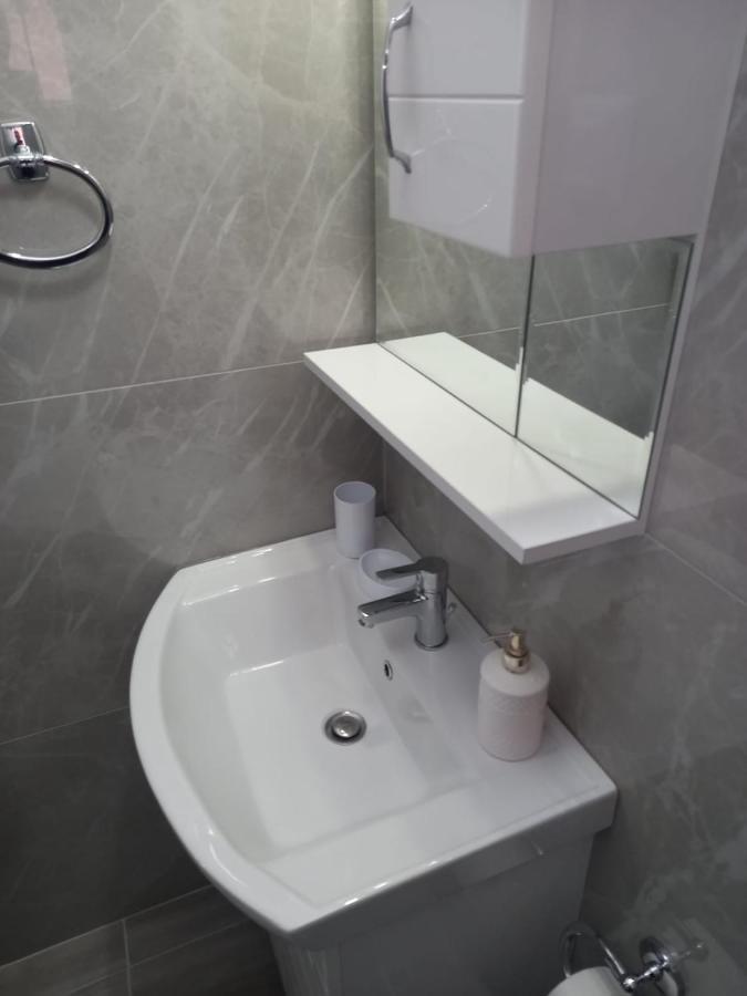 סרנדה Kosta Apartments מראה חיצוני תמונה